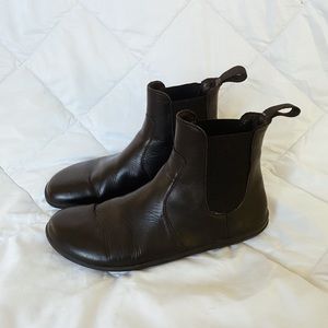 Vivobarefoot Women’s Fulham Boot (7.5) 38 - Rare find!